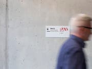 Keine Veränderung: Die Arbeitslosenquote in der Schweiz hat sich im Oktober nicht verändert. (Bild: KEYSTONE/GAETAN BALLY)