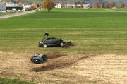 Das Unfallauto in Alpnach. (Bild: Giulia Jung/ Radio Pilatus)