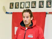 Eishockey-Nationaltrainer Patrick Fischer will am Deutschland Cup auch mit dem «erweiterten» Nationalteam überzeugen (Bild: KEYSTONE/WALTER BIERI)