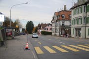Der Fussgängerstreifen bei der Bushaltestelle Bruggbach. (Bild: Elena Fasoli)