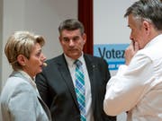 Alle drei FDP-Bundesratskandidaten sind einen Schritt weiter. (Bild: KEYSTONE/GEORGIOS KEFALAS)