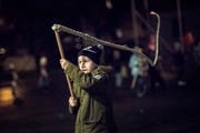 Geisslechlöpfe ist ein traditioneller Brauch in unserer Region. Jedes Jahr findet für die Kinder in Kriens der Geisslechlöpfer-Kurs beim Schulhaus Meiersmatt statt. (Bild: Pius Amrein (Kriens, 19. November 2018))
