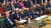 Premierministerin Theresa May bei ihrer Ankündigung, die Brexit-Abstimmung im Unterhaus zu verschieben. (Bild: AP (London, 10. Dezember 2018))