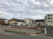 Die Visiere zeigen es: An der Tafelackerstrasse entsteht ein Neubau. Die Existenz der «Alti Gerbi» bedroht dieser aber nicht. (Bild: Andrea Häusler)