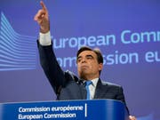 Warten auf die Börsenäquivalenz: Der Chefsprecher der EU-Kommission, Margaritis Schinas, hat am Dienstag in Strassburg bestätigt, dass die Schweiz Thema bei der wöchentlichen Sitzung der EU-Kommission war. Entscheidungen seien jedoch keine getroffen worden, sagte er. (Bild: KEYSTONE/AP/VIRGINIA MAYO)