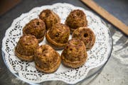 Eine von über 20 Sorten: Lebkuchen-Gugelhöpfli. (Bild: Manuela Jans-Koch, Hohenrain, 6. Dezember 2018)