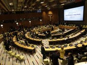 Der Bundesrat muss so rasch wie möglich den Atomwaffenverbotsvertrag unterzeichnen und dem Parlament zur Genehmigung vorlegen. Der Ständerat hat am Mittwoch eine Motion aus dem Nationalrat überwiesen - gegen den Willen des Bundesrates. (Bild: Keystone/EPA/PETER FOLEY)