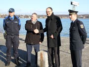 Erinnerten an die Grenzöffnung zwischen Kreuzlingen und Konstanz vor zehn Jahren: (von links) Grenzwachtkommandant Thomas Zehnder, der Kreuzlinger Stadtpräsident Thomas Niederberger, der Konstanzer Oberbürgermeister Uli Burchardt und Polizeioberrat Tobias Lehmann (Bild: Stadt Kreuzlingen)