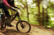 Das Befahren von Wanderwegen mit dem Mountainbike ist in Innerrhoden verboten. (Bild: Hannes Thalmann)