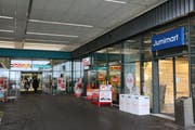 Die beiden Filialen von Interdiscount und Lumimart in der «Breite» wurden vor acht Monaten eröffnet. (Bild: Miranda Diggelmann)