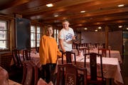 Das Traditionslokal Klösterli in Malters hat eine neue Führung erhalten. Im Bild Thomas Schenk und seine Frau Melody Schenk-Lam. Bild: Corinne Glanzmann (Malters, 14. Dezember 2018)