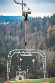 Die kleinsten Skilifte in der Ostschweiz, hier eine Anlage in Degersheim, kämpfen ums Überleben. (Bild: Claudio Heller)