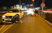 Bei der Kollision verletzten sich beide Fahrer. (Bild: Luzerner Polizei)