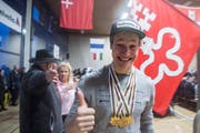 Der fünffache Ski-Alpin-Junioren-Weltmeister Marco Odermatt beim Empfang in seiner Heimatgemeinde Buochs im Kanton Nidwalden. (Bild: Urs Flüeler/Keystone (Buochs, 11. Februar 2018))