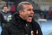 Wechselt im Schnitt alle zwei Jahre den Arbeitgeber: Julio Ribas, Trainer von Gibraltar. (Bild: Georgi Licovski/EPA (Skopje, 19. November 2018))