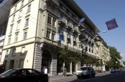 In diesem Gebäude an der Haldenstrasse in Luzern befindet sich das «Fitness National» – die Erweiterung ist hinter dem Nachbargebäude (rechts) geplant. (Archivbild: LZ)