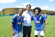 Brian da Conseicao, damaliger U21-Trainer Gerardo Seoane und Yago Oliveira. (Bild: Facebook)