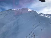 Der Lawinenniedergang im Gebiet Hohtälli oberhalb von Zermatt. (Bild: Bildquelle: Air Zermatt)