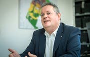 Der Kreuzlinger Stadtpräsident Thomas Niederberger im Gespräch. (Bild: Reto Martin)