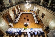An der kürzlichen Budgetsitzung des Gemeinderats im Grossen Bürgersaal im Rathaus. (Bild: Reto Martin)