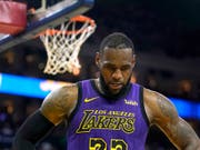 Hier musste LeBron James das Spielfeld verletzt verlassen (Bild: KEYSTONE/FR155217 AP/TONY AVELAR)