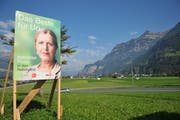 Solche Plakatierungen (hier im Wahlkampf 2015) wird ab nächster Woche zentral beim Kanton bewilligt. (Bild: Archiv UZ)