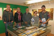 Es freuen sich (von links): Markus Blättler (Jungviehzüchter), Elisabeth Gander (Talmuseum), OK-Präsident Franz Scheuber, Nicole Eller (Talmuseum) und Michael Lussi (Jungviehzüchter). (Bild: Beat Christen)