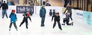 Bald ist es wieder soweit: Das Eisfeld in der «Gass» ist ab Neujahr wieder offen. Bild: Thomas Schwizer)