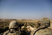 Amerikanische Truppen auf einem Aussenposten in Syrien nahe der Grenze zur Türkei. (Archivbild: Susannah George/AP (Manbij, 7. Februar 2018))