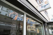 Schwyter eröffnet voraussichtlich im Januar eine Filiale am ehemaligen Standort der Bäckerei Egger. (Bild: Jolanda Riedener)