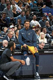 Bei Utah Jazz oft nur Zuschauer: Thabo Sefolosha. (Bild: Melissa Majchrzak/Getty (Salt Lake City, 4. Dezember 2018))