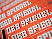 Nach der jüngsten «Spiegel»-Betrugsaffäre wollen die Chefs ihre Verträge zunächst erst einmal ruhen lassen. (Bild: KEYSTONE/AP dpa/KAY NIETFELD)