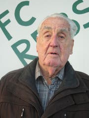 Toni Reize wird am Neujahrstag 85 und ist immer noch auf den Fussballplätzen der Region anzutreffen. (Bild: Mäx Hasler)
