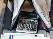 Keine Mietzinssenkung: Der Referenzzinssatz für die Mieten in der Schweiz bleibt unverändert. (Bild: KEYSTONE/CHRISTIAN BEUTLER)