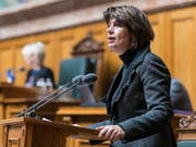 Umweltministerin Doris Leuthard warnt im Nationalrat vor den Folgen des Klimawandels. (Bild: KEYSTONE/ALESSANDRO DELLA VALLE)