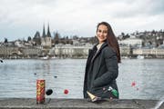 Eine Tischbombe wird vielleicht auch am Silvesterabend gezündet, wenn Sandra Garibay im Kollegenkreis feiert. (Bild: Dominik Wunderli (Luzern, 22. Dezember 2018))