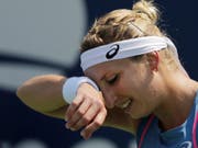 Für Timea Bacsinszky begann die neue Saison mit einer Niederlage, in Shenzhen verlor sie gegen Maria Scharapowa in zwei Sätzen (Bild: KEYSTONE/FR170574 AP/KEVIN HAGEN)