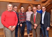 Kilian Looser, Ruben Schuler, Imelda Stadler, Louise Blanc Gähwiler, Regierungsrat Martin Klöti, Noah Menzi und Simon Seelhofer (von links). (Bild: Peter Jenni)