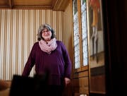 Die Versammlung wählte Margrit Küng zur neuen Gemeindeleiterin der Pfarrei St. Wendelin, Allenwinden. Sie amtiert gleichzeitig als Gemeindeleiterin der Pfarrei Heilige Familie, Unterägeri. (Bild: Stefan Kaiser (Zug, 28. November 2018))