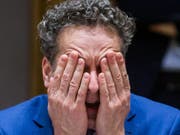 Nach 18 Stunden die Einigung: Eurogruppen-Chef Jeroen Dijsselbloem vor dem Verhandlungsmarathon. (Bild: KEYSTONE/EPA/STEPHANIE LECOCQ)
