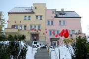Das «Ronald McDonald Haus» an der Trüllhofstrasse in Luzern bei seiner Eröffnung. (Bild: Philipp Schmidli, 4. Dezember 2013)