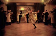 Astrid (Alba August) tanzt gerne aus der Reihe. (Bild: DCM)