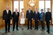 Die Landesregierung ab 1. Januar 2019: Bundespräsident Alain Berset, Ueli Maurer, Simonetta Sommaruga, Guy Parmelin, Ignazio Cassis, Viola Amherd und Karin Keller-Sutter (von links). Bild: Peter Klaunzer (Bern, 5. Dezember 2018))