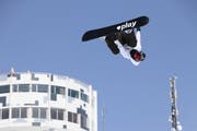 Auf dem Weg zum Halfpipe-Profi: Elias Allenspach im Oktober beim Kadertraining in Saas-Fee. (Bild: PD)