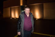 Ignaz Walker vor dem Gefängnis Grosshof in Kriens. (Bild: Eveline Beerkircher, 6. Dezember 2018)