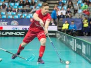 Tim Braillard rettet die Schweiz mit seinem Treffer vor der Blamage gegen Norwegen (Bild: KEYSTONE/HANDOUT SWISS UNIHOCKEY/FABIAN TREES)