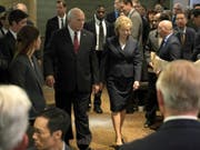 Christian Bale und Amy Adams als Dick und Lynne Cheney: Die Politsatire «Vice» ist am Donnerstag in sechs Kategorien für einen Golden Globe nominiert worden. (Bild: KEYSTONE/AP Annapurna Pictures/MATT KENNEDY)