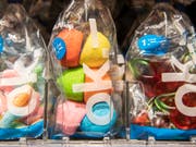 Der Kioskbetreiber Valora plant im Frühjahr 2019 die Eröffnung des ersten Ladens, der ganz ohne Kassen auskommt. (Bild: KEYSTONE/PATRICK HUERLIMANN)