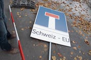 Finden die Schweiz und die EU einen Weg aus der Sackgasse in Sachen Rahmenabkommen? (Bild: Lukas Lehmann/Keystone (Bern, 27. Oktober 2015))