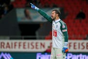 Derzeit ist noch nicht klar, wie lange David Zibung noch im FCL-Tor steht. (Bild: Martin Meienberger/Freshfocus (Sion, 1. Dezember 2018))